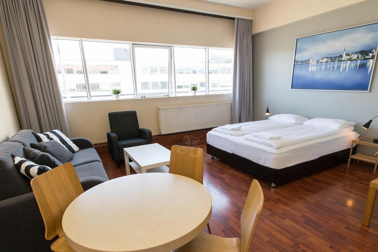 Atlantic Apartments & Rooms *