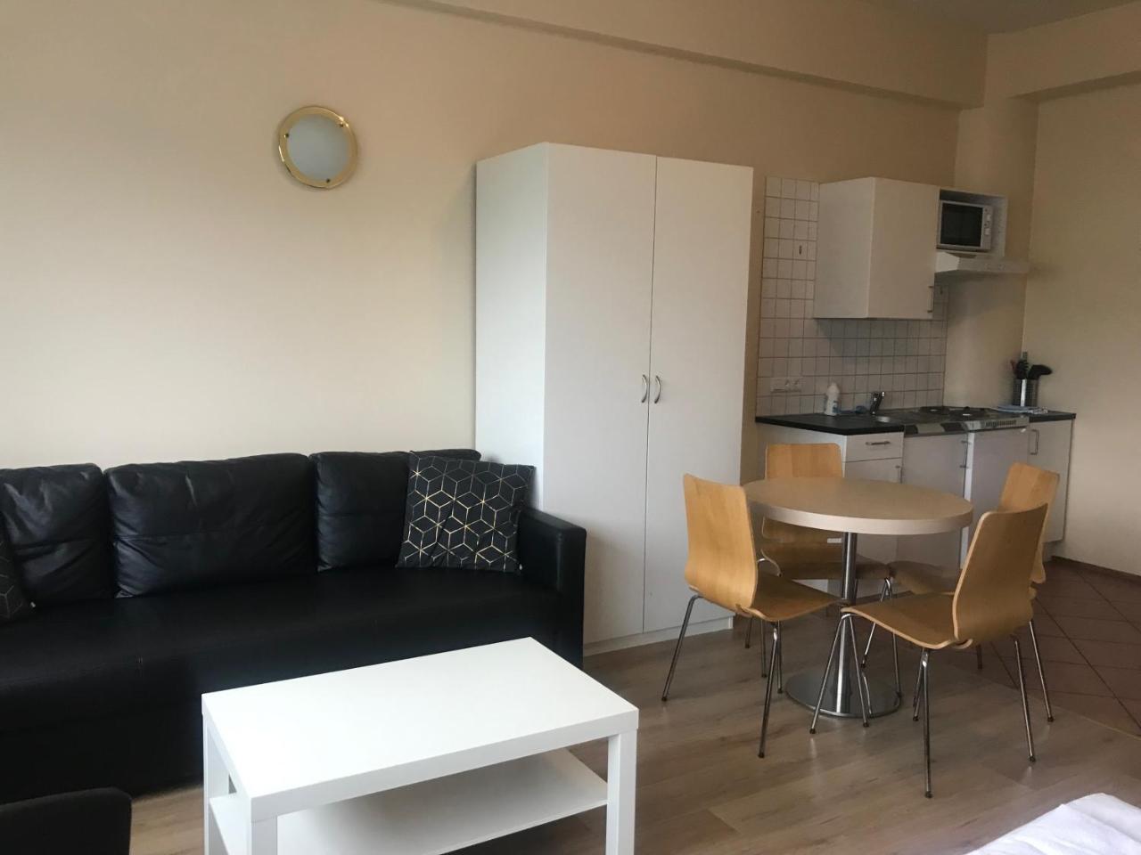 Atlantic Apartments & Rooms